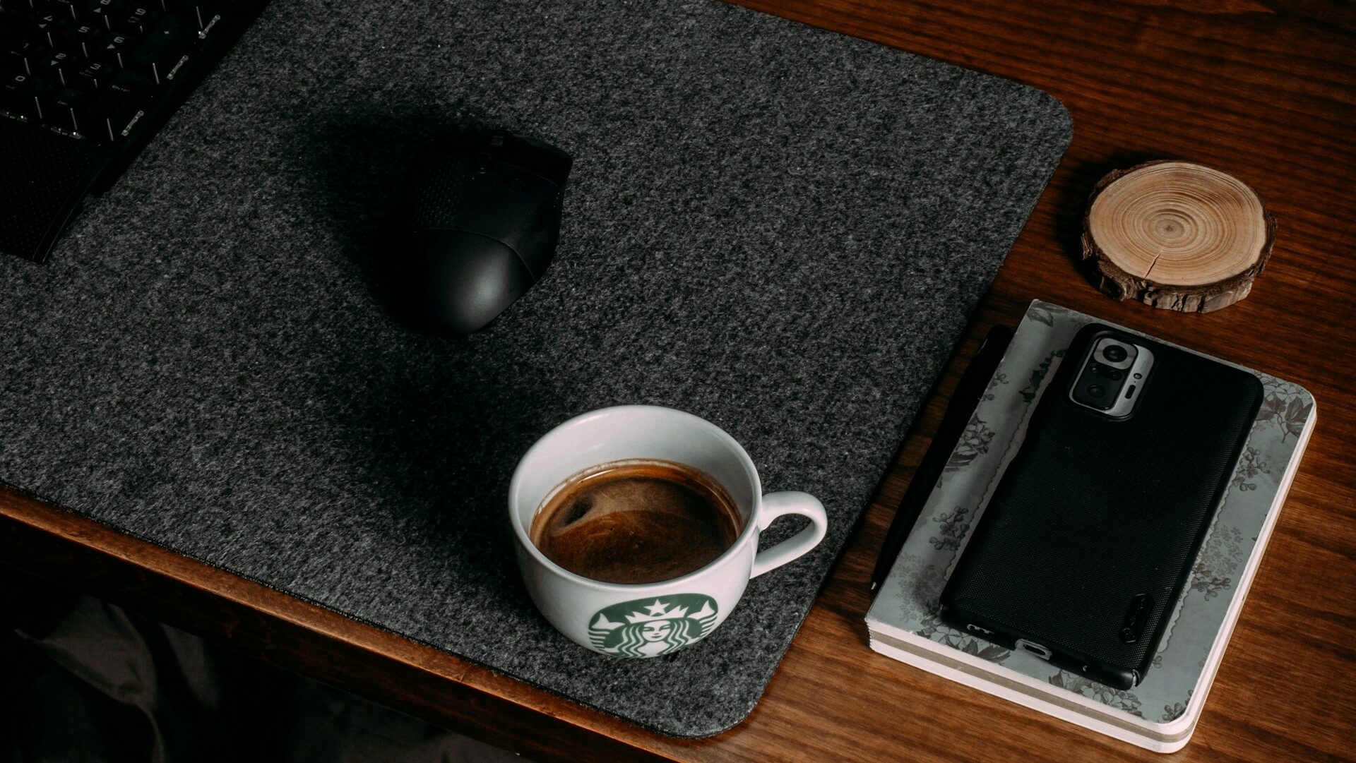 tapis de bureau en feutre